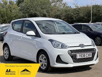 Used Hyundai i10 2018 for sale - 79645603: Photo