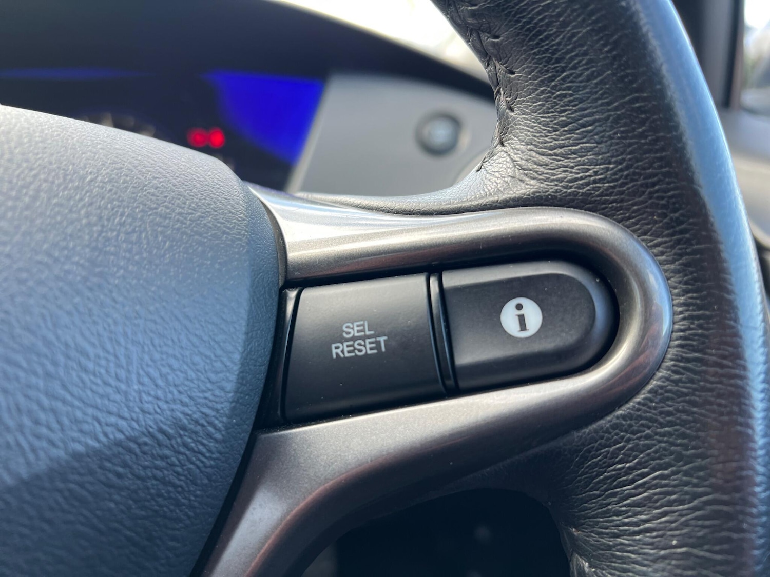 Used Honda Civic 2011 for sale - 77882793: Photo 48