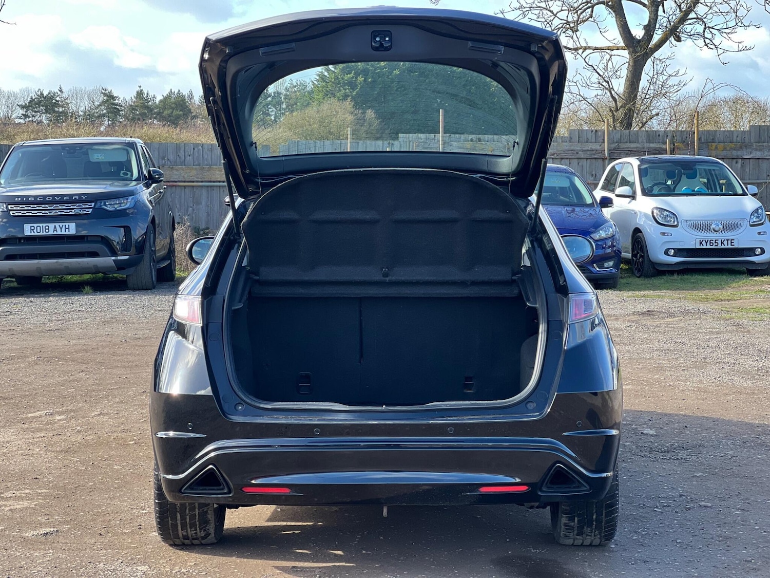 Used Honda Civic 2011 for sale - 77882793: Photo 6