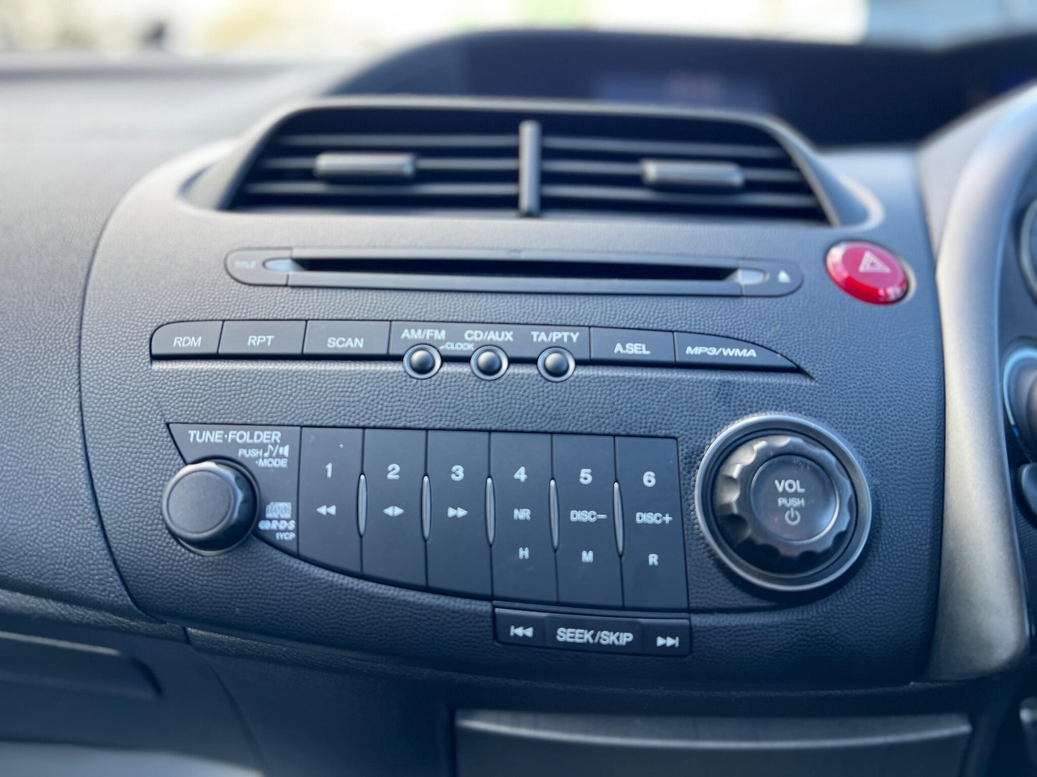 Used Honda Civic 2011 for sale - 77882793: Photo 62