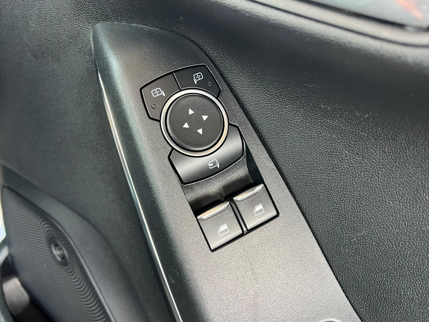 Used Ford Fiesta 2017 for sale - 77454667: Photo 40