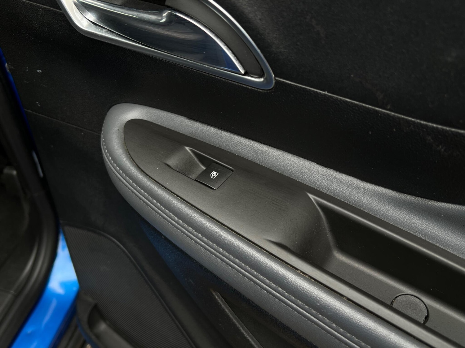 Used Vauxhall Mokka 2015 for sale - 77799489: Photo 41