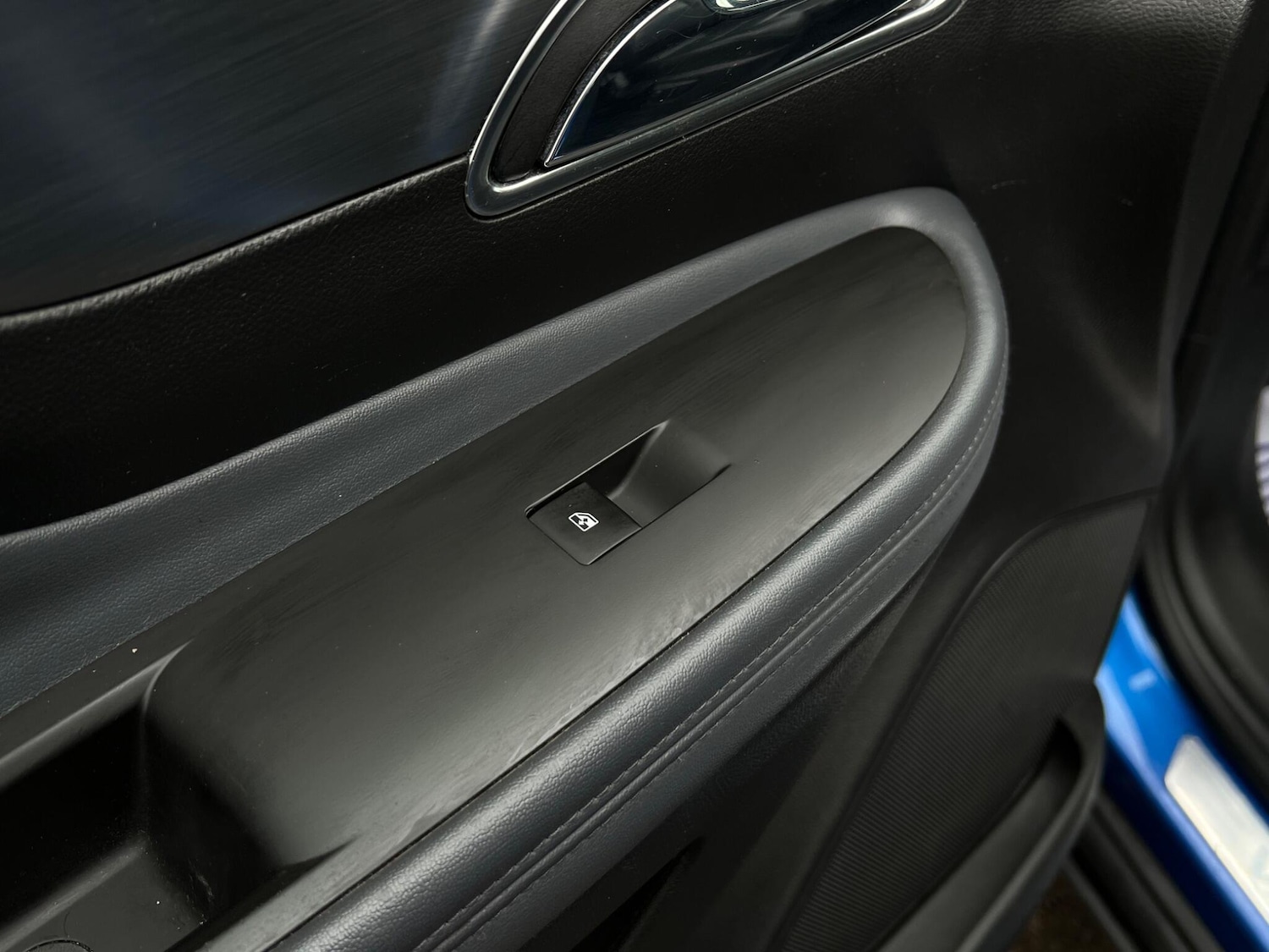 Used Vauxhall Mokka 2015 for sale - 77799489: Photo 53