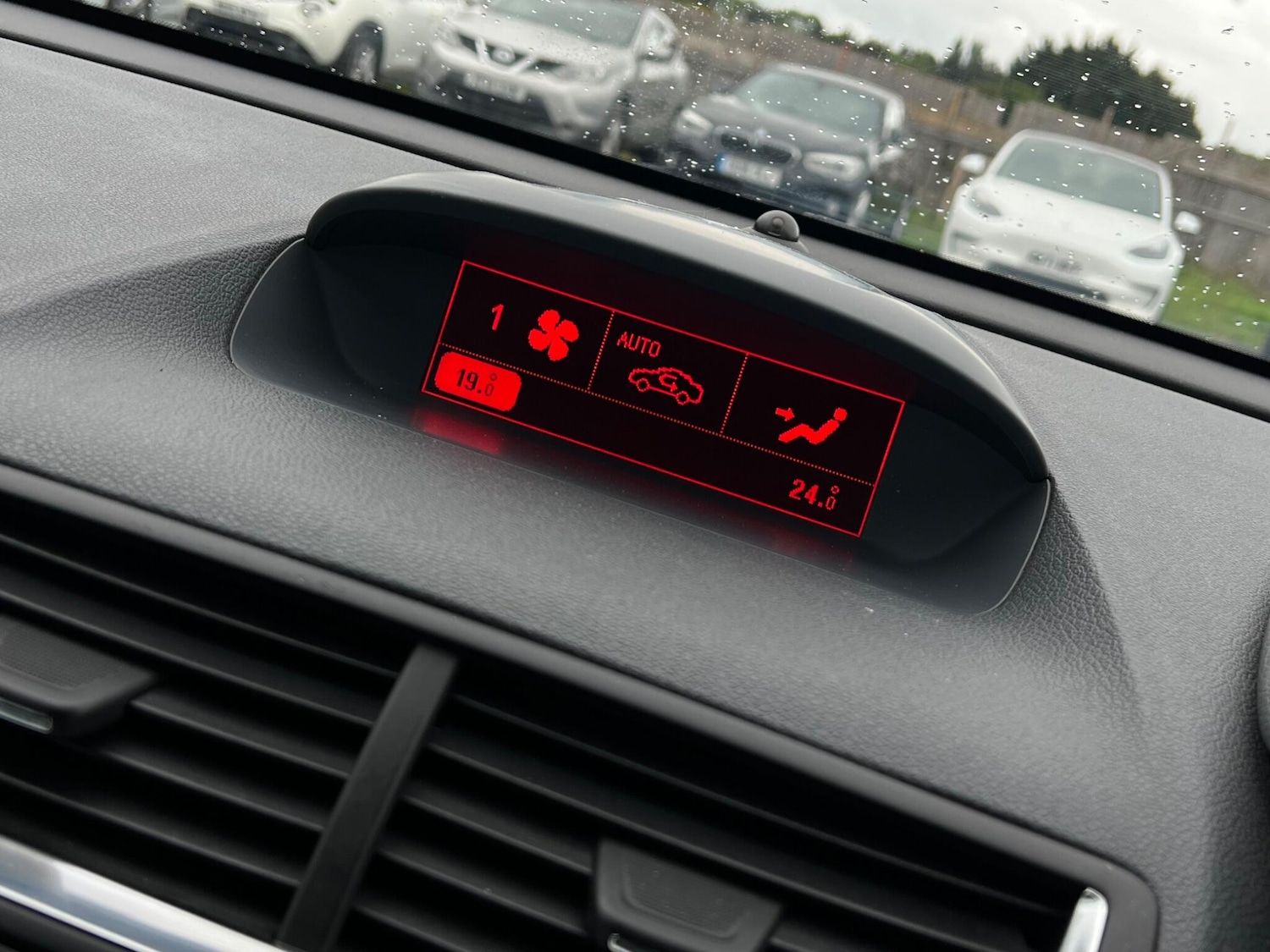 Used Vauxhall Mokka 2015 for sale - 77799489: Photo 62