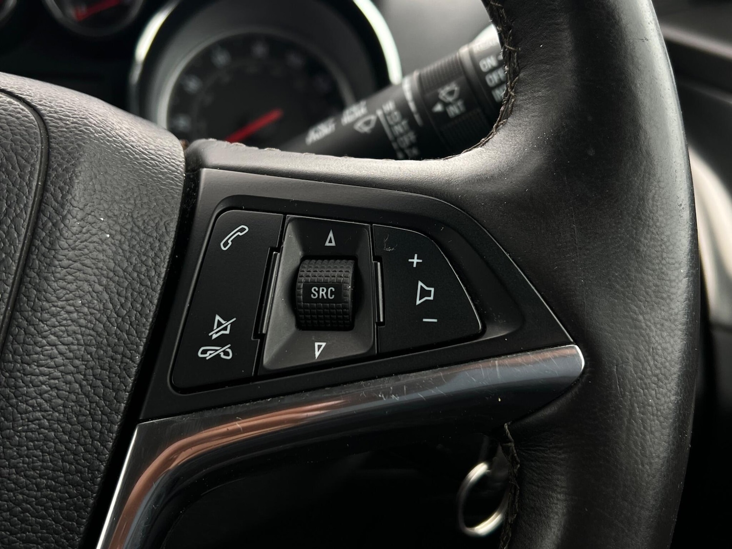 Used Vauxhall Mokka 2015 for sale - 77799489: Photo 63