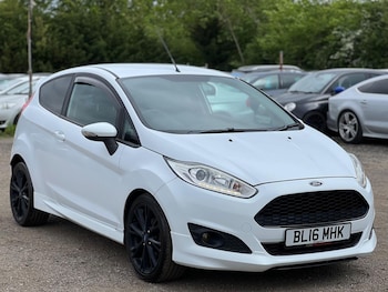 Used Ford Fiesta 2016 for sale - 78560975: Photo