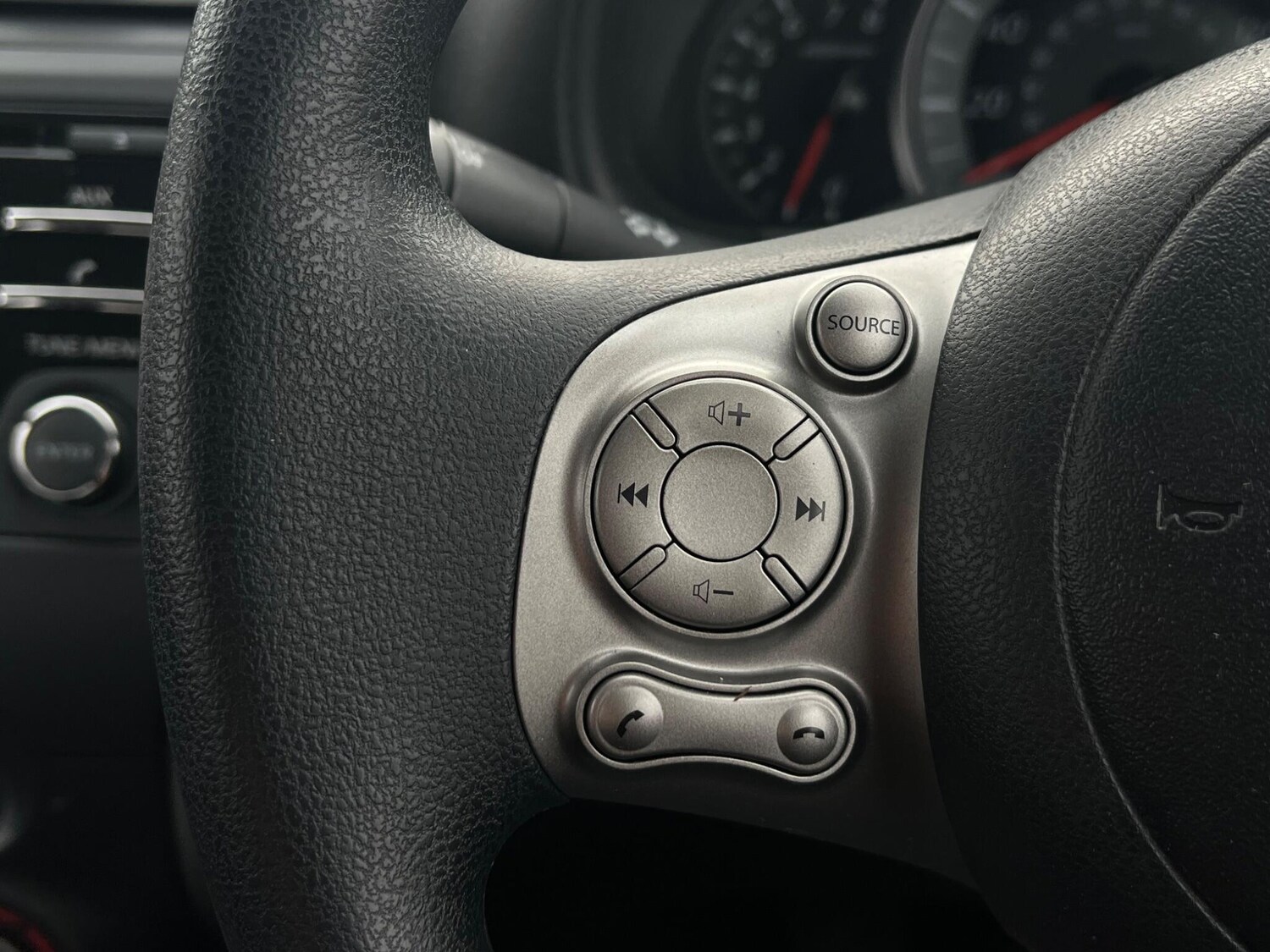 Used Nissan Micra 2016 for sale - 77496886: Photo 38