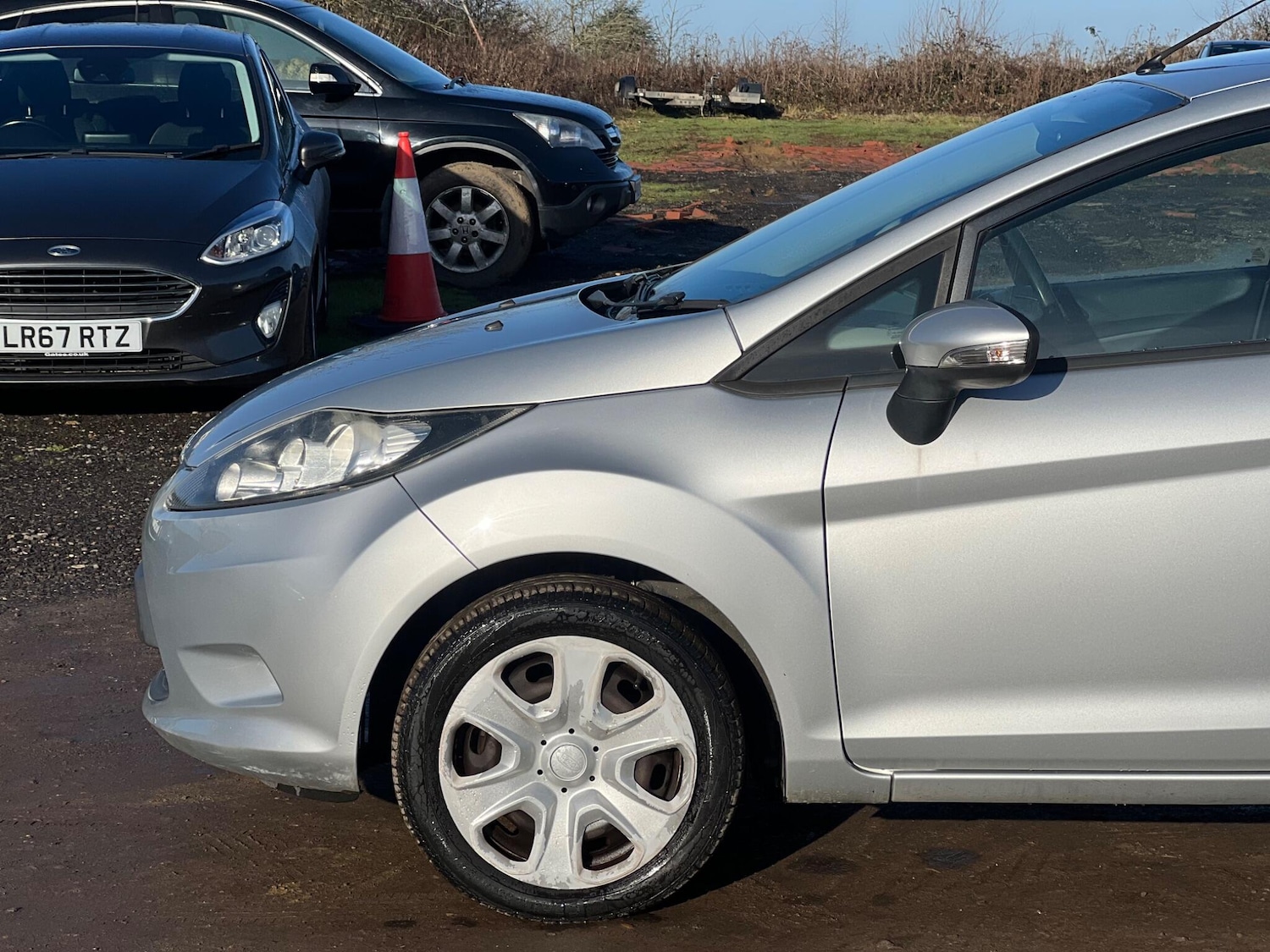 Used Ford Fiesta 2010 for sale - 77456242: Photo 12