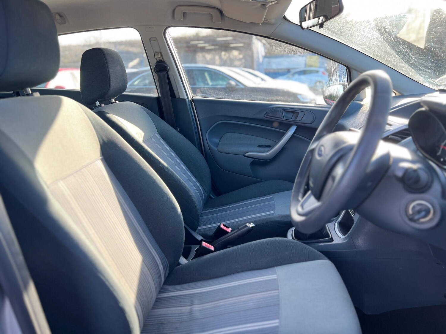 Used Ford Fiesta 2010 for sale - 77456242: Photo 24