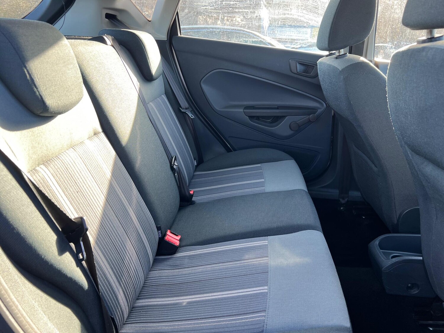 Used Ford Fiesta 2010 for sale - 77456242: Photo 27