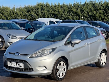 Used Ford Fiesta 2010 for sale - 77456242: Photo