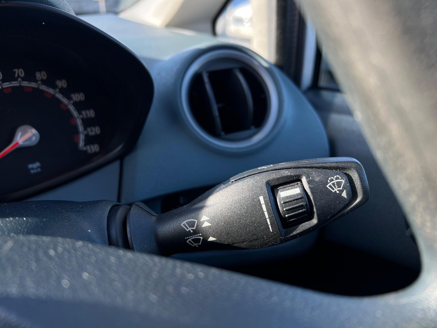 Used Ford Fiesta 2010 for sale - 77456242: Photo 43