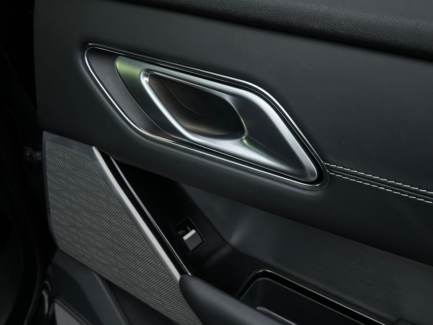 Used Land Rover Range Rover Velar 2019 for sale - 78086859: Photo 34