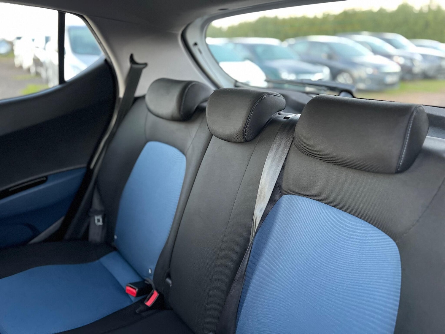 Used Hyundai i10 2015 for sale - 77559149: Photo 38