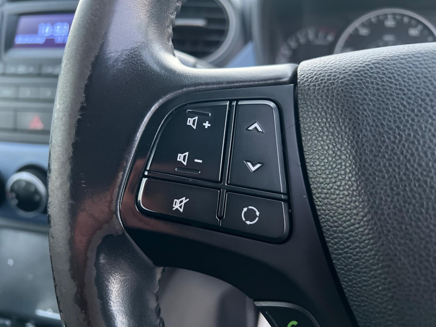 Used Hyundai i10 2015 for sale - 77559149: Photo 48