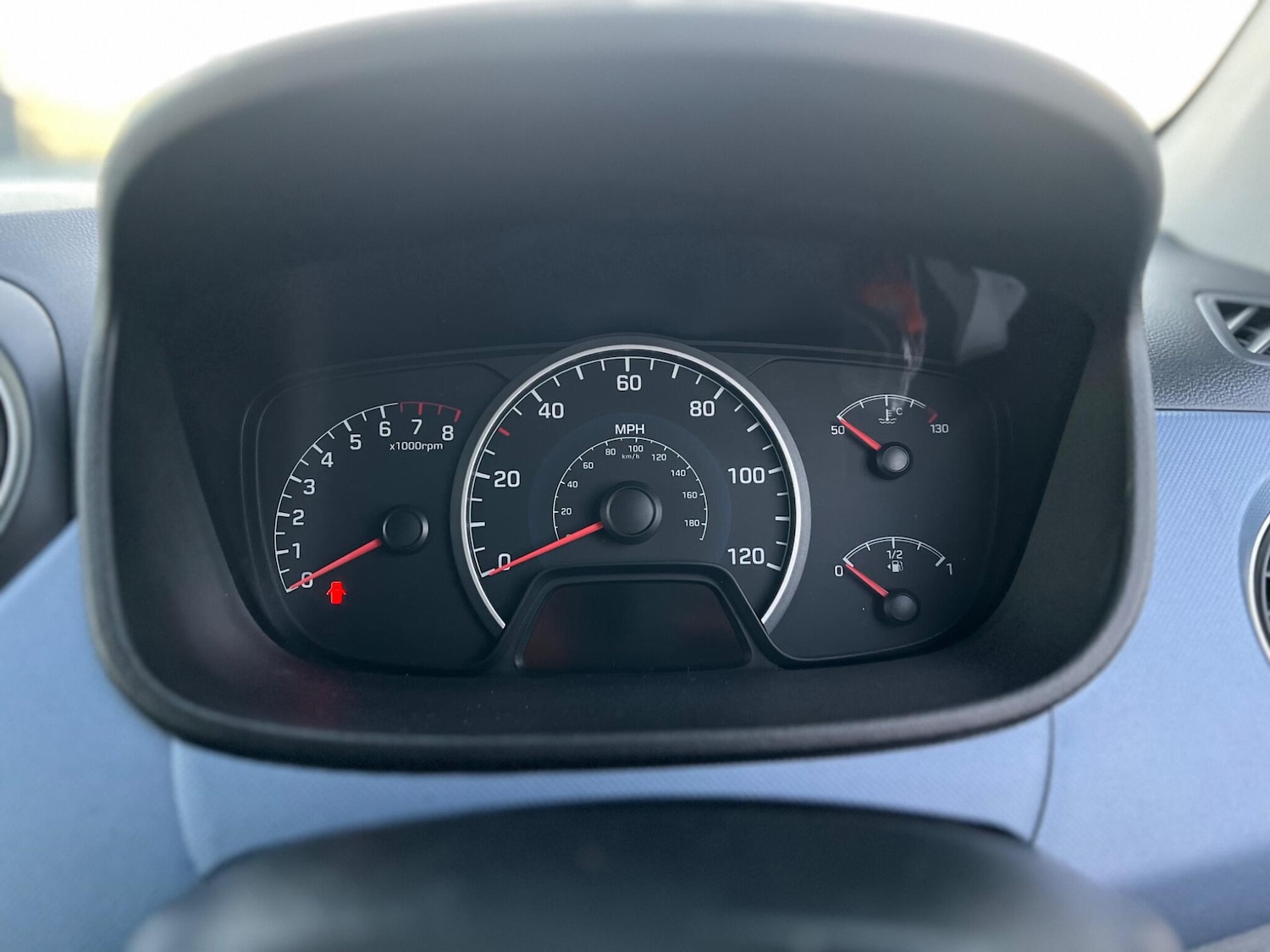 Used Hyundai i10 2015 for sale - 77559149: Photo 54