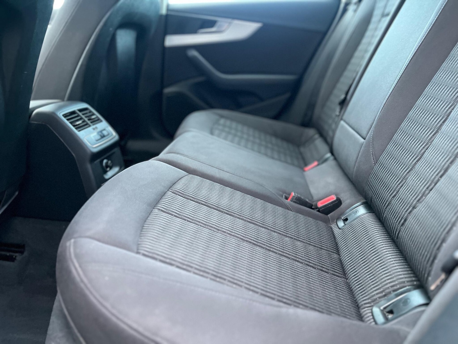 Used Audi A4 2016 for sale - 77454794: Photo 39