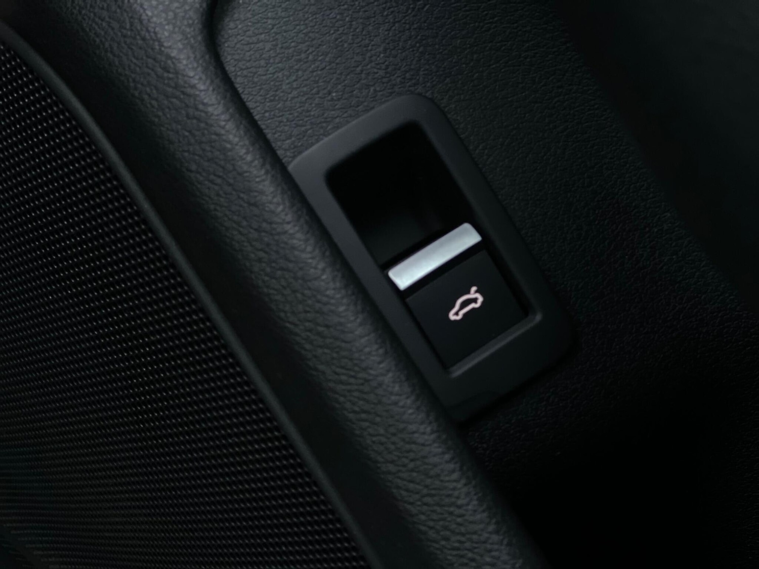 Used Audi A4 2016 for sale - 77454794: Photo 50