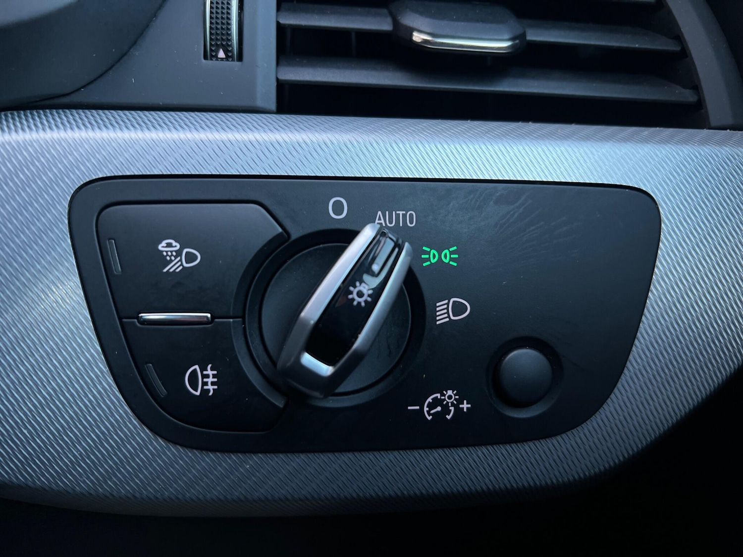 Used Audi A4 2016 for sale - 77454794: Photo 53