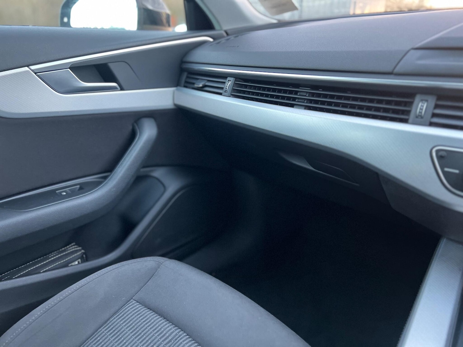 Used Audi A4 2016 for sale - 77454794: Photo 62