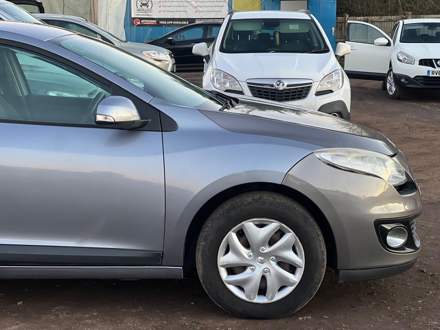 Used Renault Megane 2009 for sale - 77455882: Photo 14