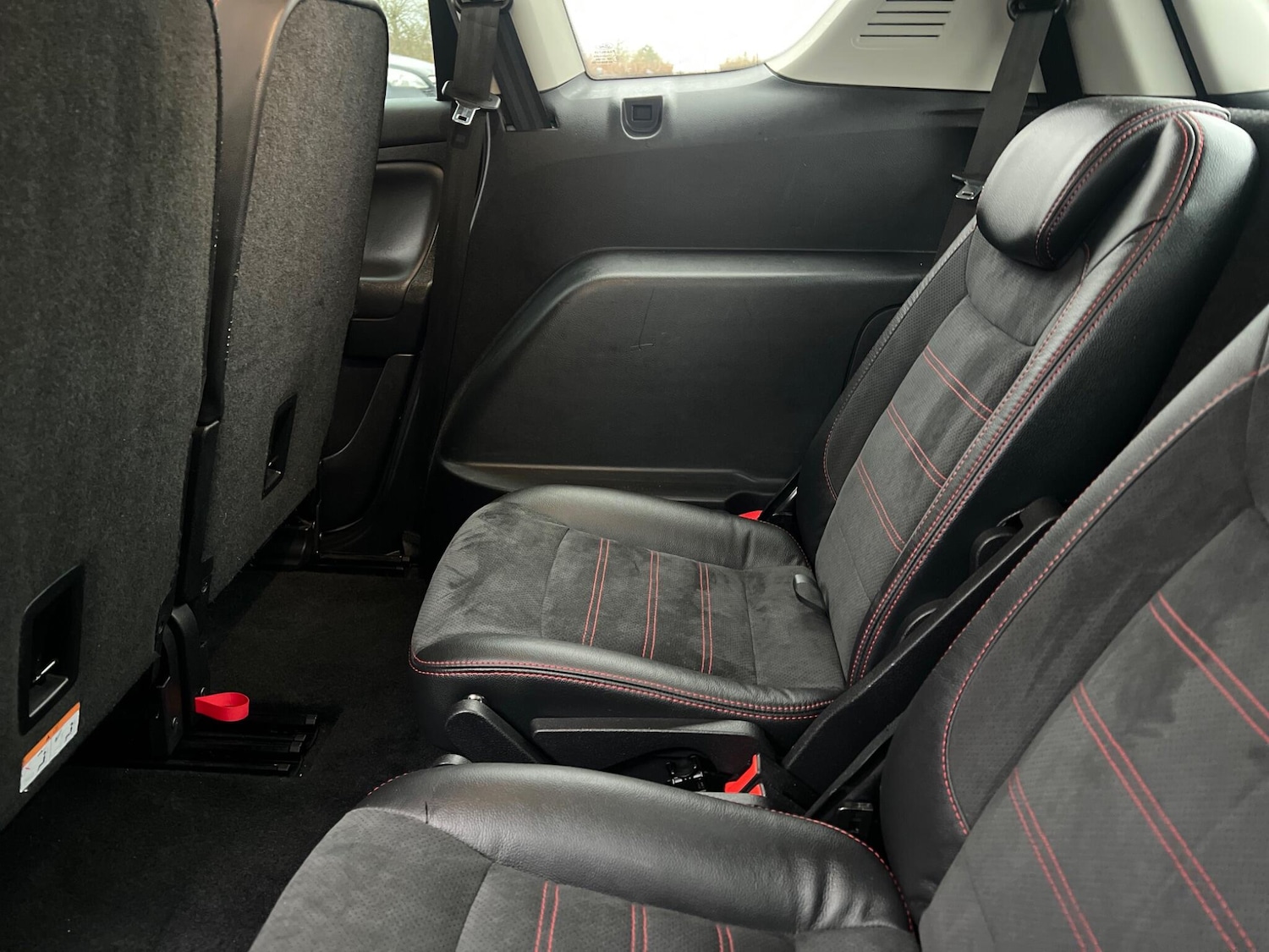 Used Ford S-Max 2013 for sale - 77456030: Photo 14