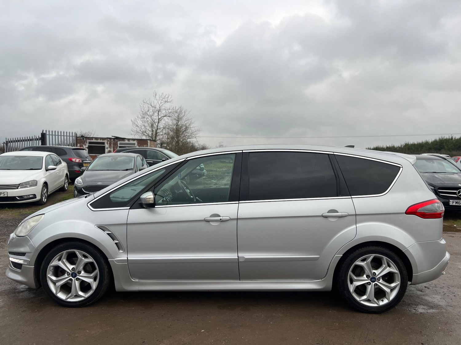 Used Ford S-Max 2013 for sale - 77456030: Photo 17