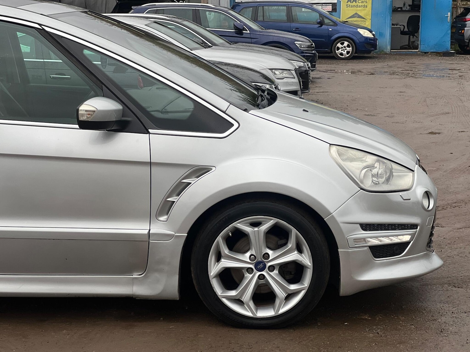 Used Ford S-Max 2013 for sale - 77456030: Photo 20