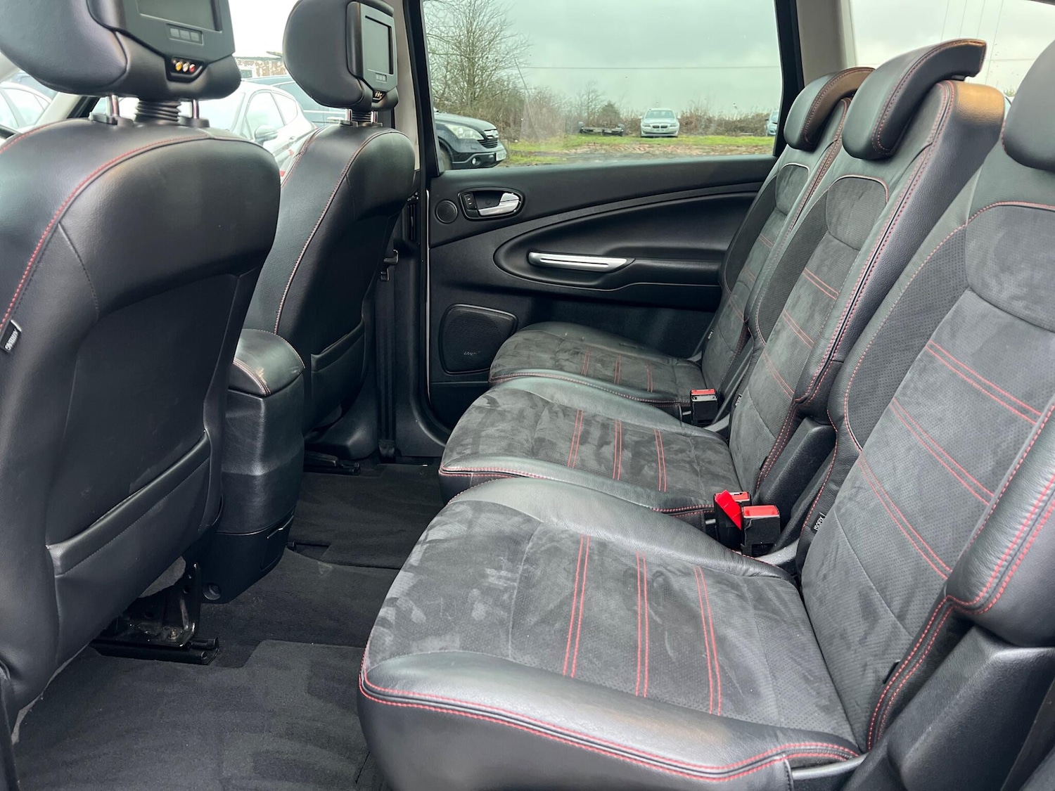 Used Ford S-Max 2013 for sale - 77456030: Photo 42