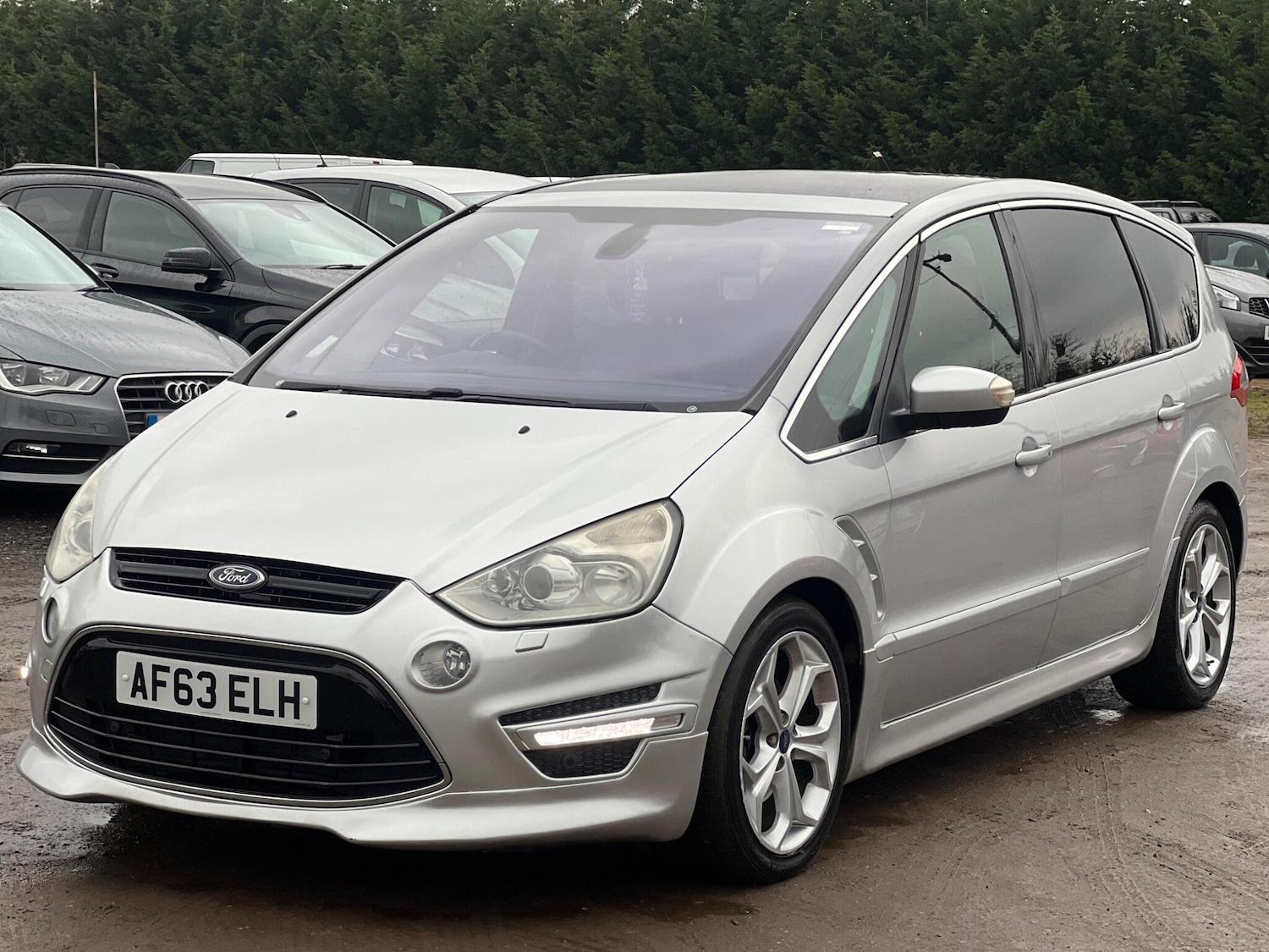 Used Ford S-Max 2013 for sale - 77456030: Photo 5