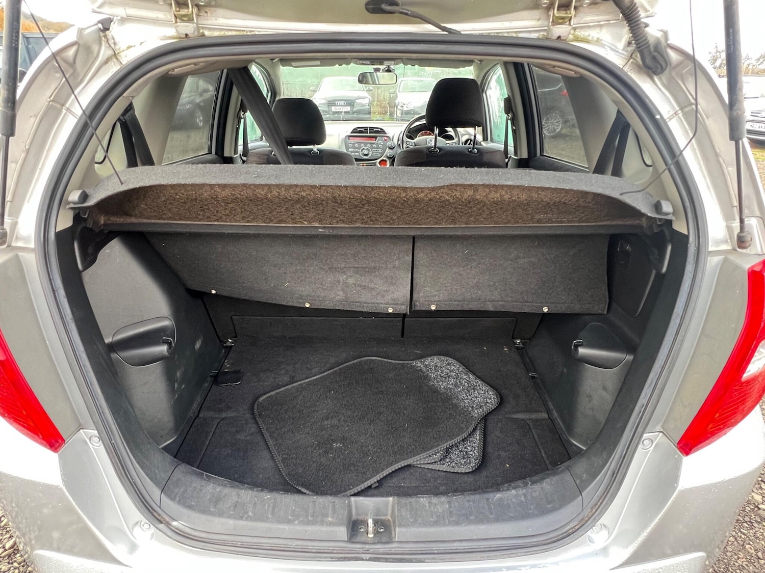 Used Honda Jazz 2012 for sale - 77709796: Photo 42