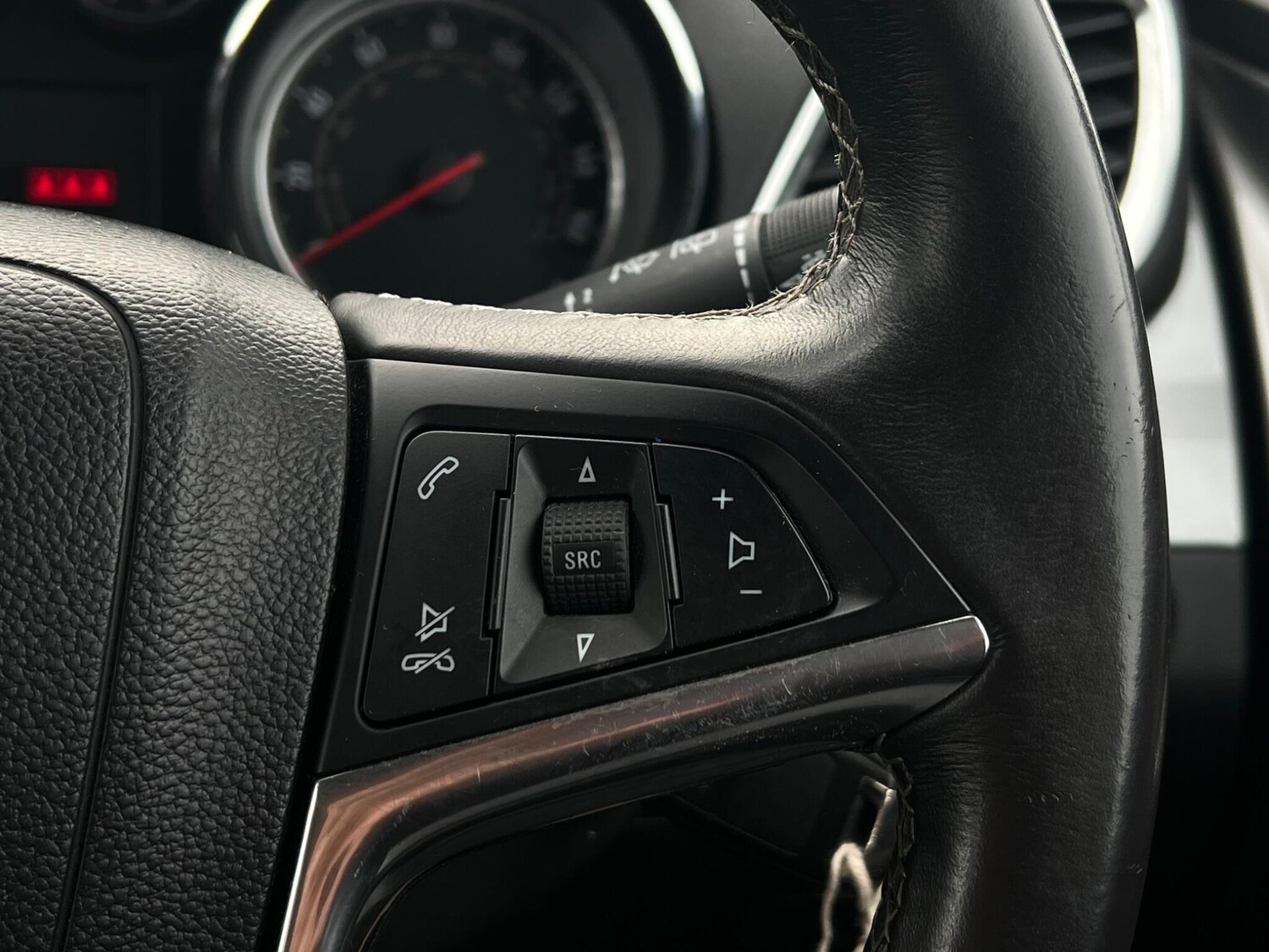 Used Vauxhall Mokka 2014 for sale - 77586096: Photo 54