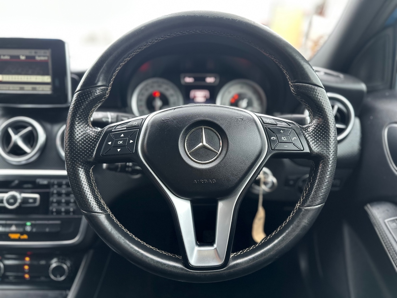 Used Mercedes-Benz A-Class 2015 for sale - 77159596: Photo 16