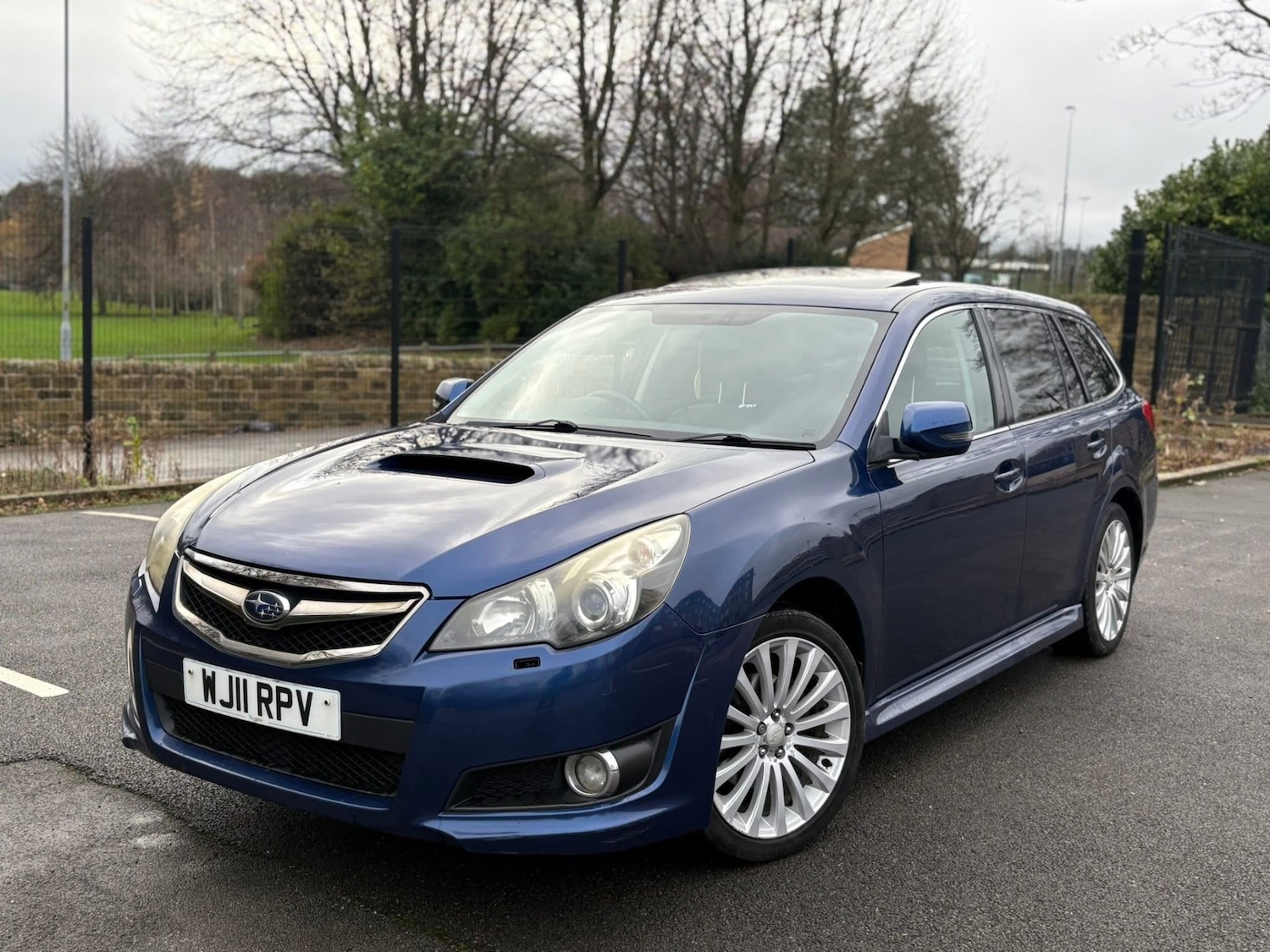 Used Subaru Legacy 2011 for sale - 76748059: Photo 1