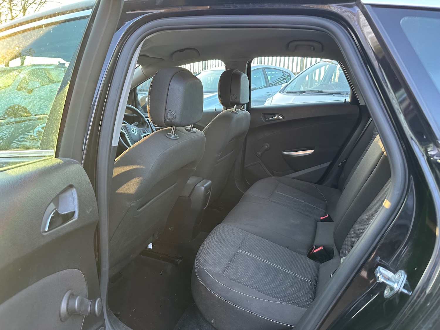 Used Vauxhall Astra 2010 for sale - 78015612: Photo 17