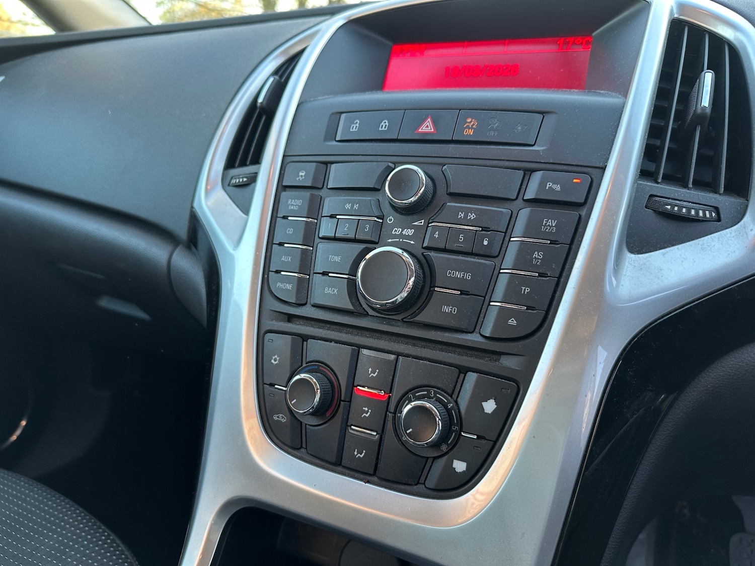 Used Vauxhall Astra 2010 for sale - 78015612: Photo 18