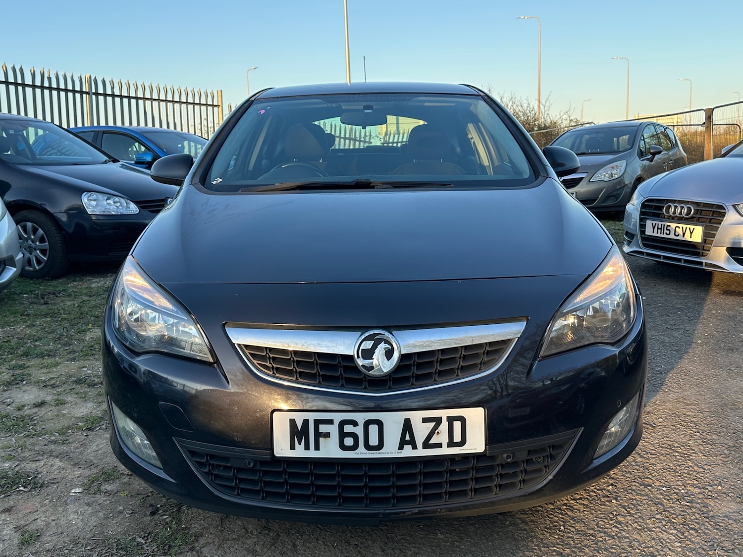 Used Vauxhall Astra 2010 for sale - 78015612: Photo 2