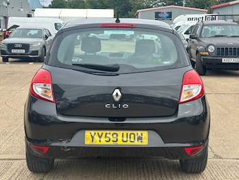 Used Renault Clio 2010 for sale - 75278144: Photo
