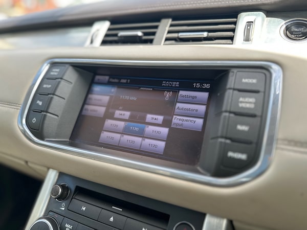 Used Land Rover Range Rover Evoque 2012 for sale - 74925617: Photo 32