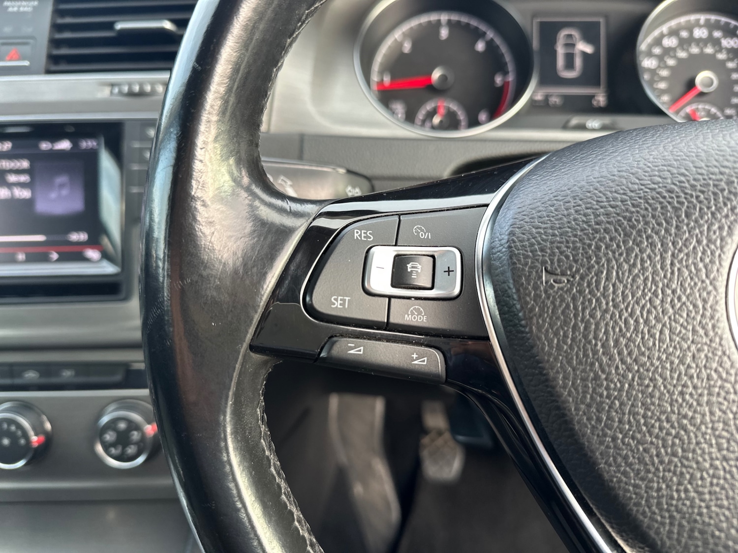 Used Volkswagen Golf 2013 for sale - 76380402: Photo 15