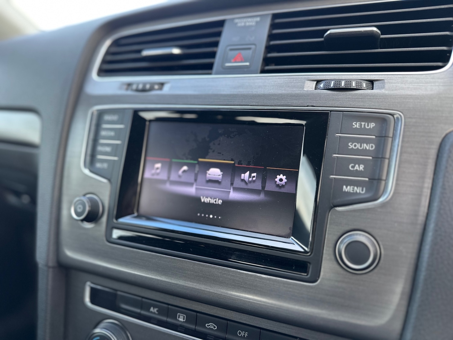 Used Volkswagen Golf 2013 for sale - 76380402: Photo 17