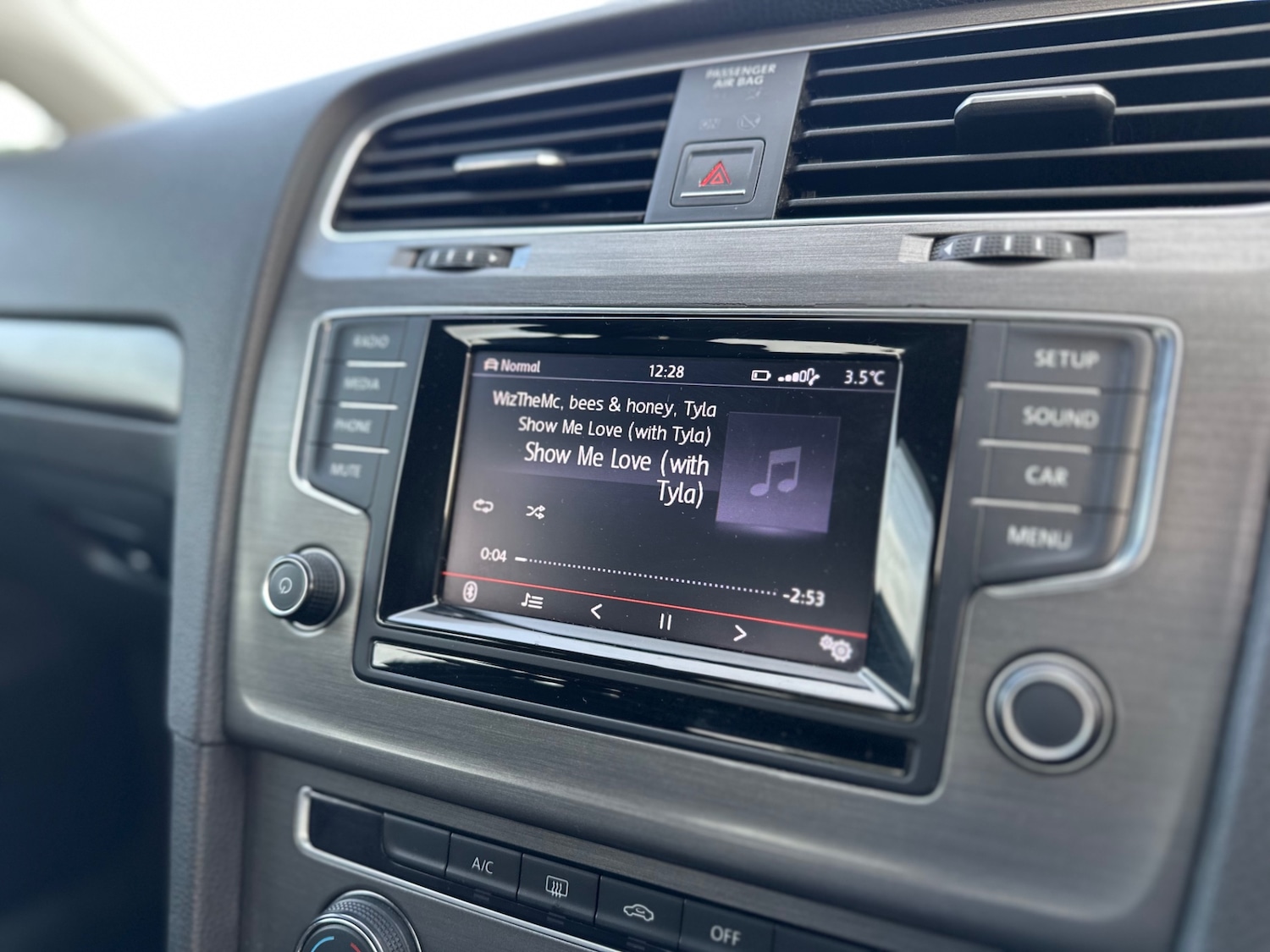 Used Volkswagen Golf 2013 for sale - 76380402: Photo 18