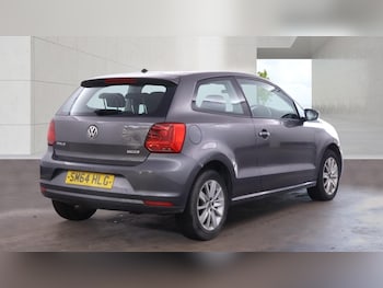 Used Volkswagen Polo 2014 for sale - 79105495: Photo