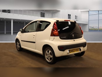 Used Peugeot 107 2013 for sale - 77766811: Photo