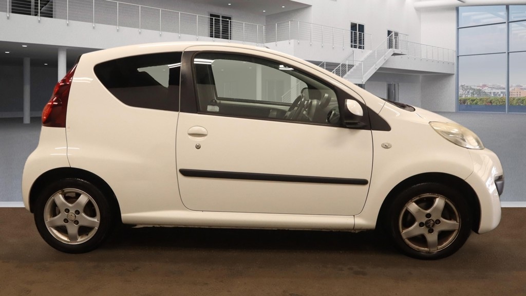 Used Peugeot 107 2013 for sale - 77766811: Photo 6