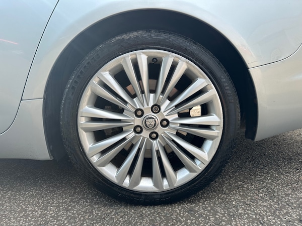 Used Jaguar XF 2010 for sale - 75425281: Photo 6