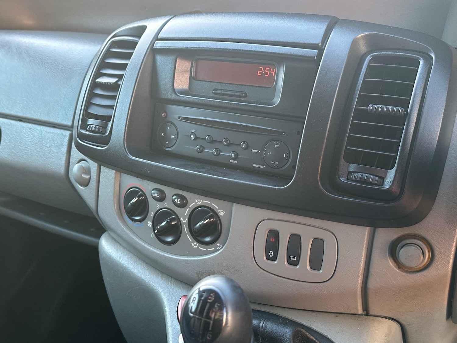 Used Nissan Primastar 2005 for sale - 77570288: Photo 13