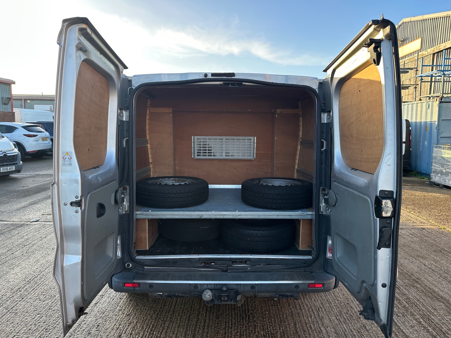 Used Nissan Primastar 2005 for sale - 77570288: Photo 8