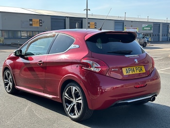 Used Peugeot 208 2014 for sale - 78732954: Photo