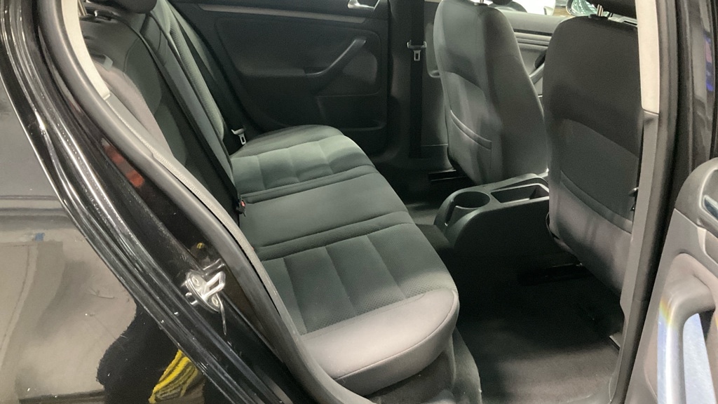 Used Volkswagen Golf 2006 for sale - 77324064: Photo 9